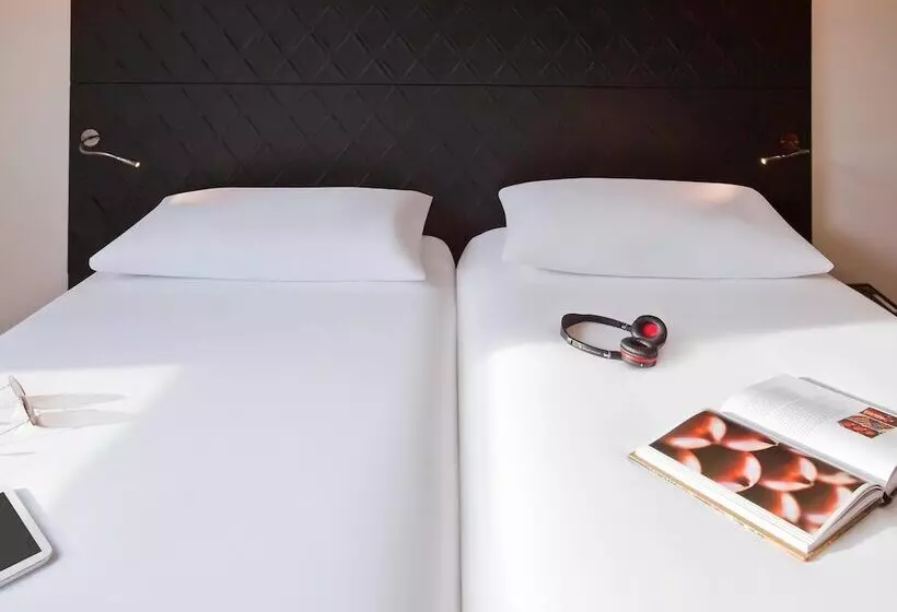 هتل Ibis Styles Paris Buttes Chaumont