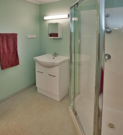 Отель Karratha Lodge