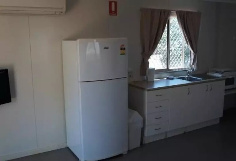 ホテル Karratha Village