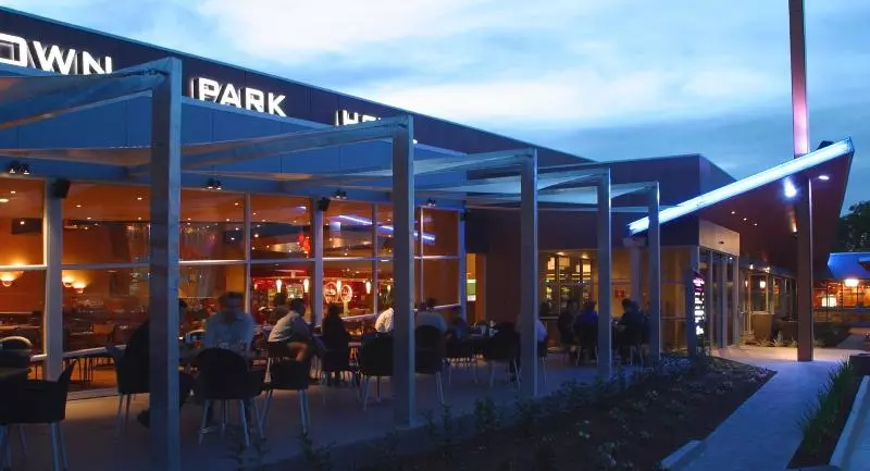 酒店 Nightcap At Sandown Park