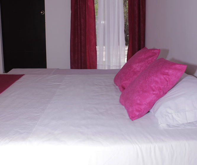 酒店 Palmarito Beach