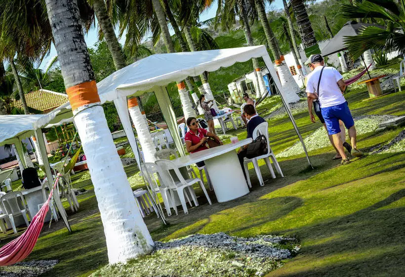 בית מלון כפרי Palmarito Beach