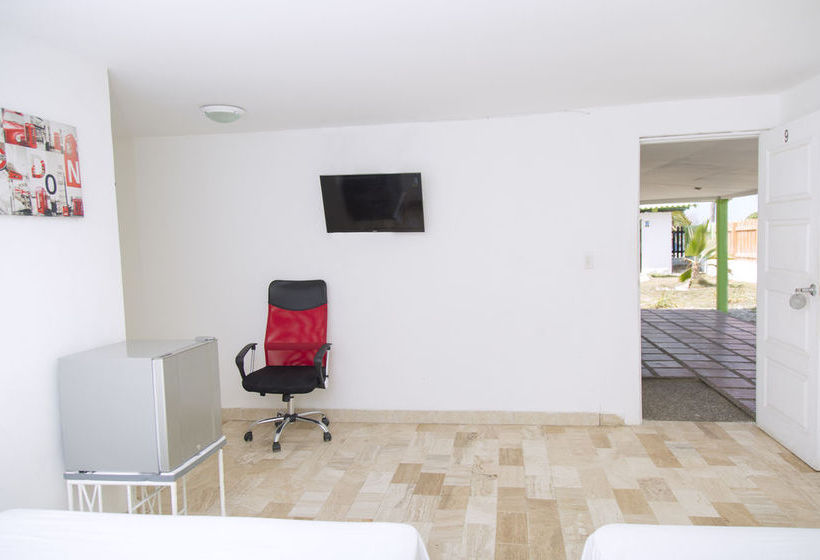 酒店 Palmarito Beach