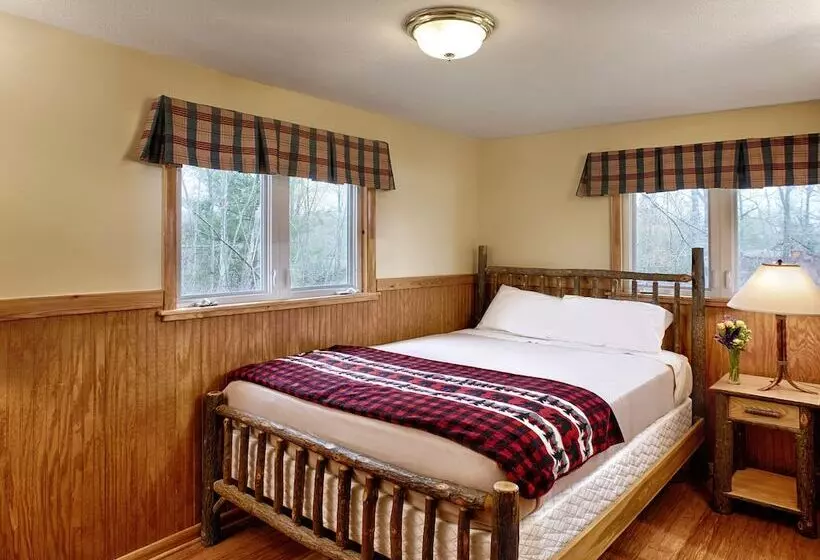 فندق Punderson Manor Lodge And Conference Center