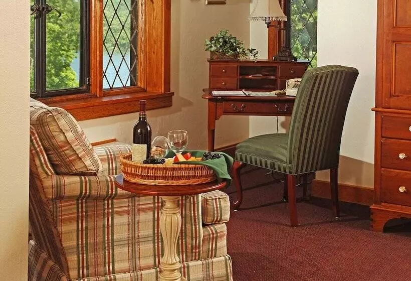 فندق Punderson Manor Lodge And Conference Center