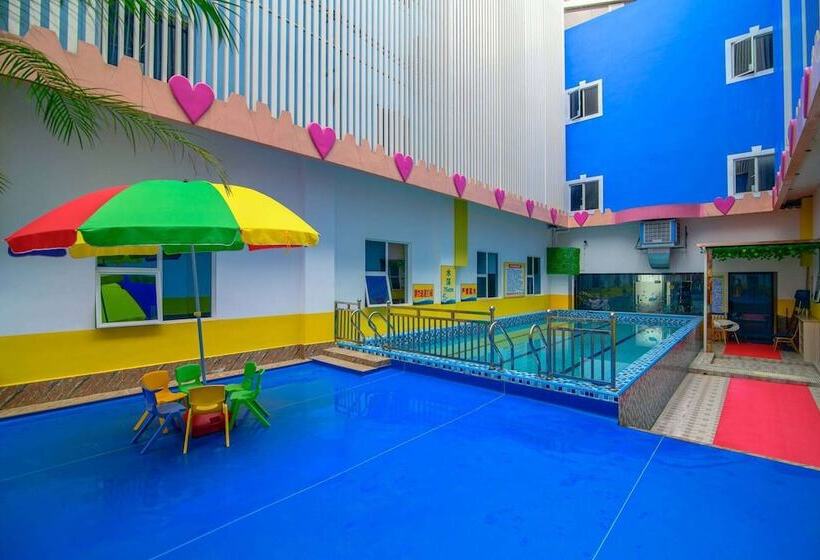 Отель Ramada Encore By Wyndham Guangzhou Panyu