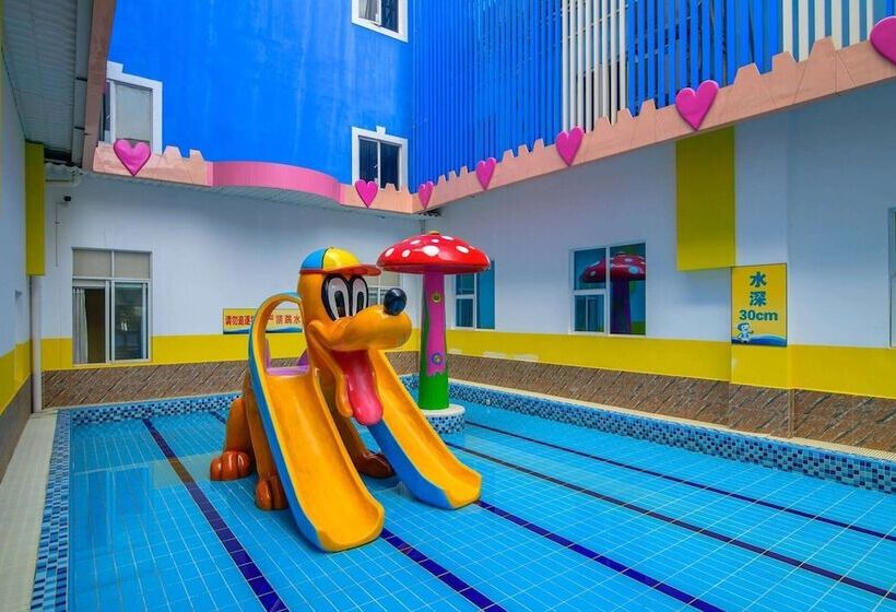 Отель Ramada Encore By Wyndham Guangzhou Panyu