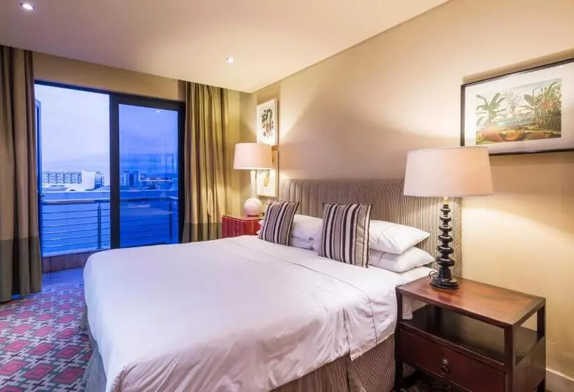 בית מלון כפרי Royal Palm