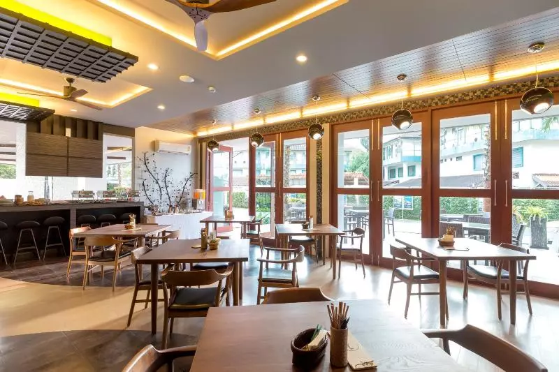 Hotel The Regent Phuket Bangtao Beach