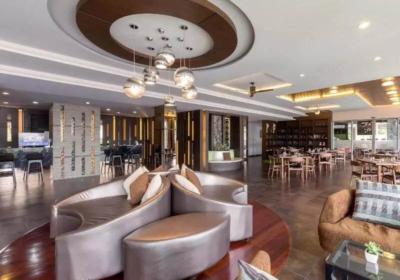 Hotel The Regent Phuket Bangtao Beach