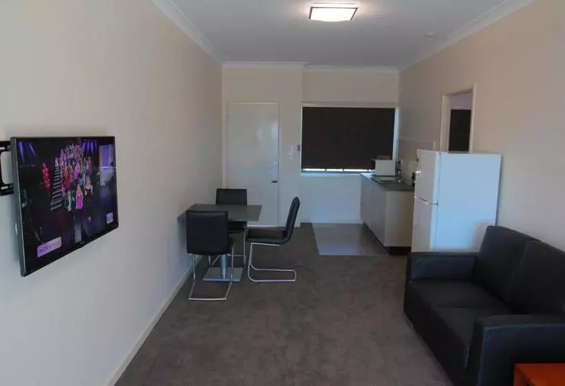 فندق على الطريق Black Rock Inn