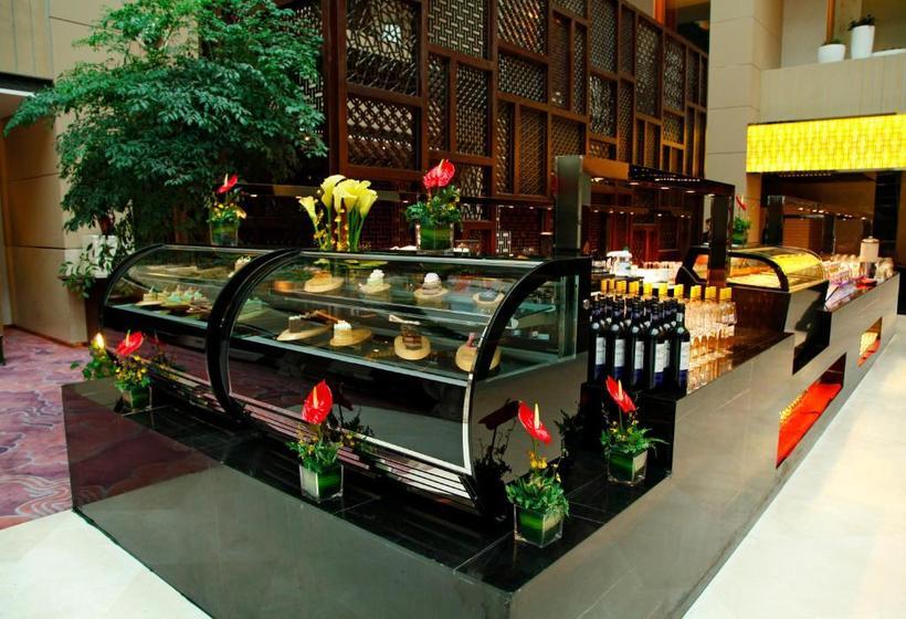 Отель Palace Garden And Resorts