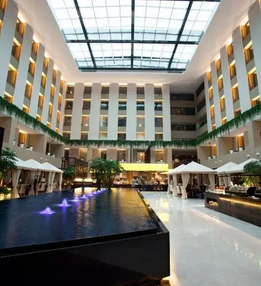 هتل Palace Garden And Resorts