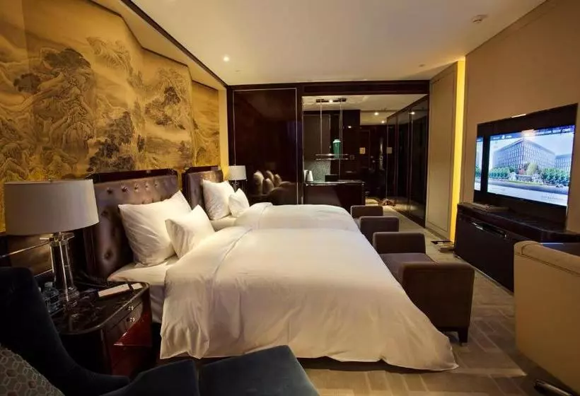 هتل Palace Garden And Resorts