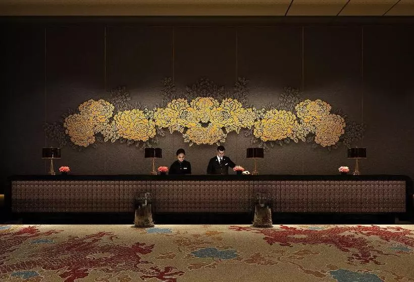 هتل Palace Garden And Resorts