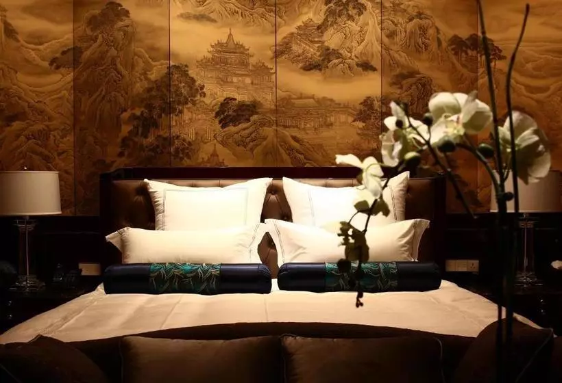 هتل Palace Garden And Resorts