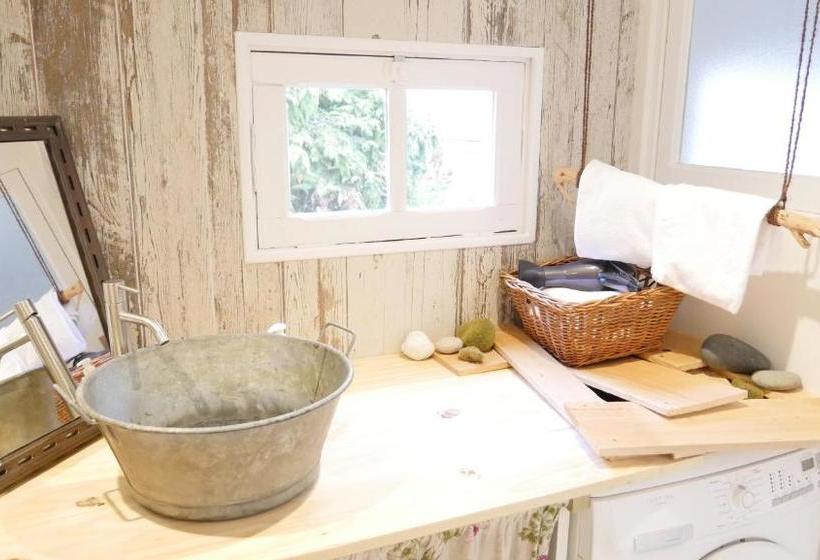 Surprenantes   L île Mystérieuse