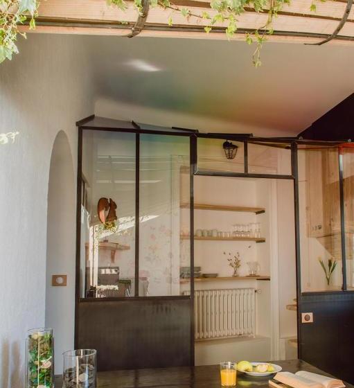 Surprenantes   L île Mystérieuse