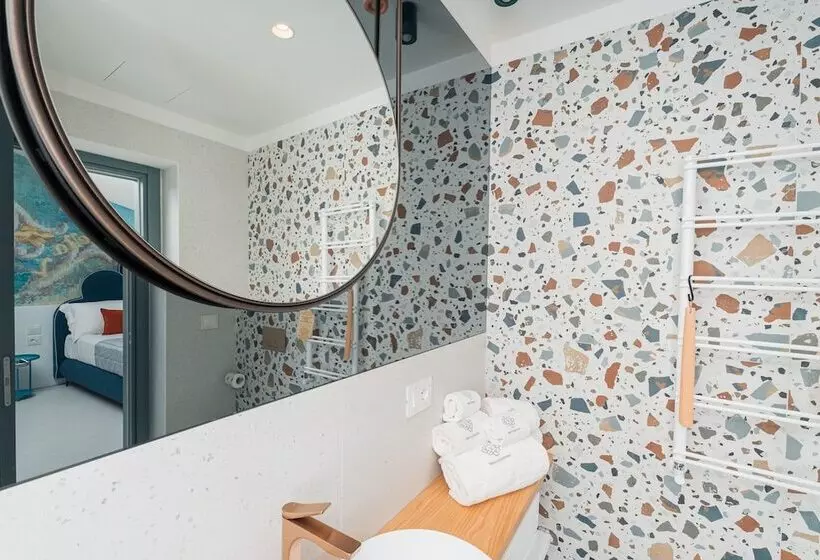 Hotelli Albergo Dipinto Baccofurore