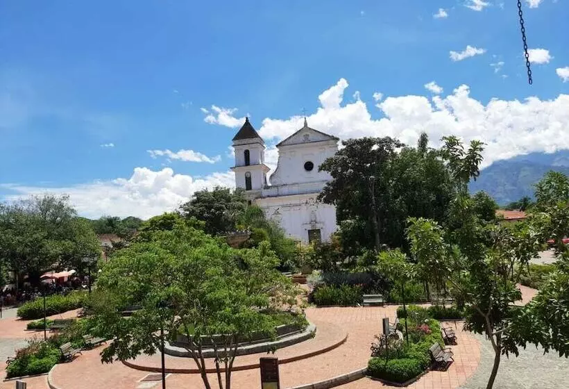 ホテル Caseron Del Parque