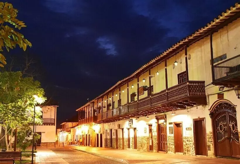 ホテル Caseron Del Parque