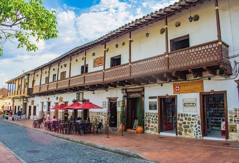 בית מלון כפרי Caseron Del Parque