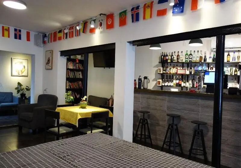 هتل Dayin International Youth Hostel   Shanghai Oriental Pearl Lujiazui Branch