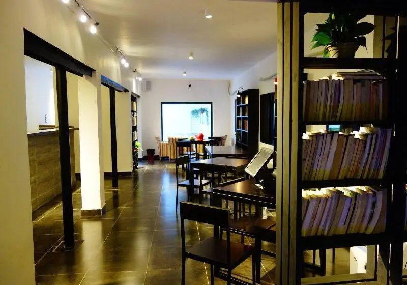 هتل Dayin International Youth Hostel   Shanghai Oriental Pearl Lujiazui Branch