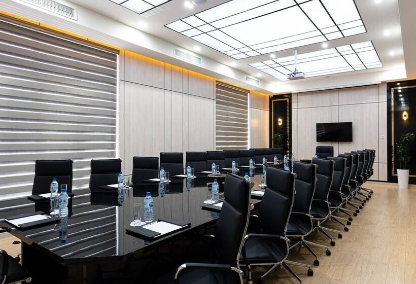 ホテル Inspira S Tashkent