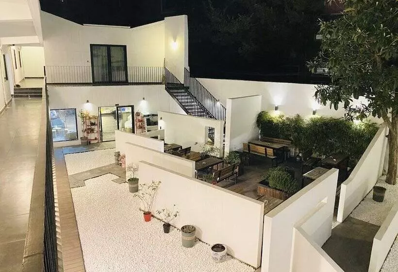 Hotelli Dayin International Youth Hostel   Shanghai Oriental Pearl Lujiazui Branch