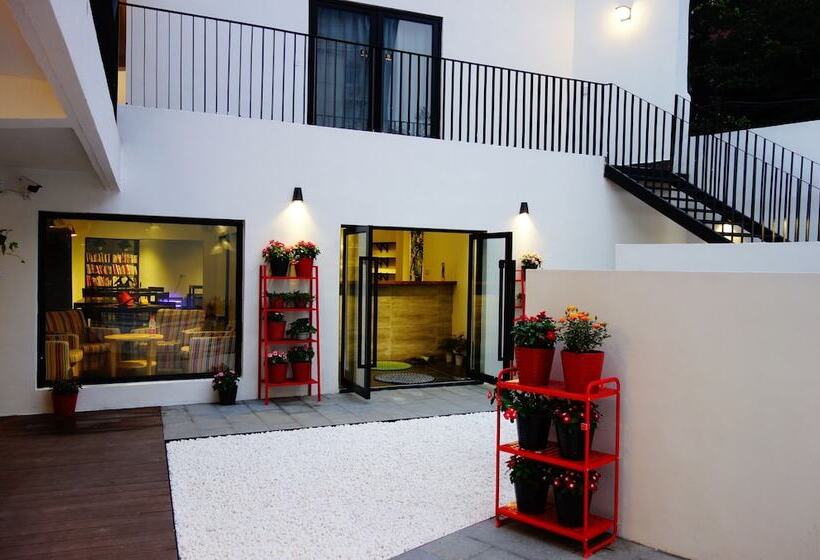 Hotel Dayin International Youth Hostel Shanghai Oriental Pearl Lujiazui Branch