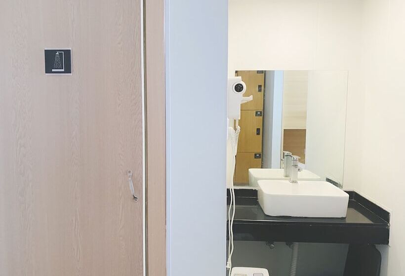 Hotel Dayin International Youth Hostel Shanghai Oriental Pearl Lujiazui Branch