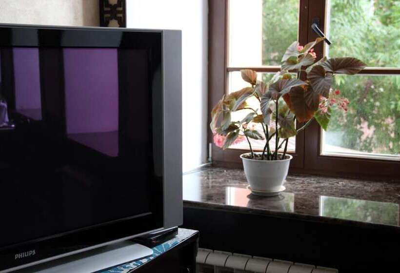 Saracen Hostel On Bolshaya Krasnaya