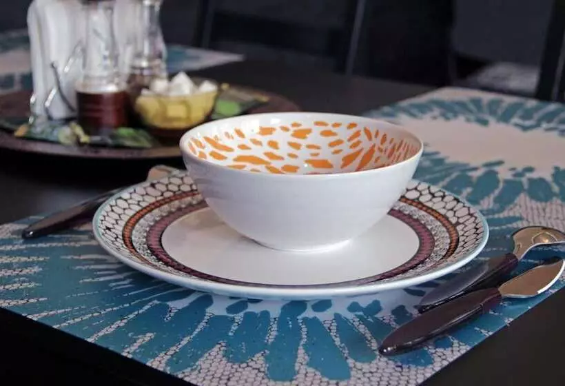 Saracen Hostel On Bolshaya Krasnaya