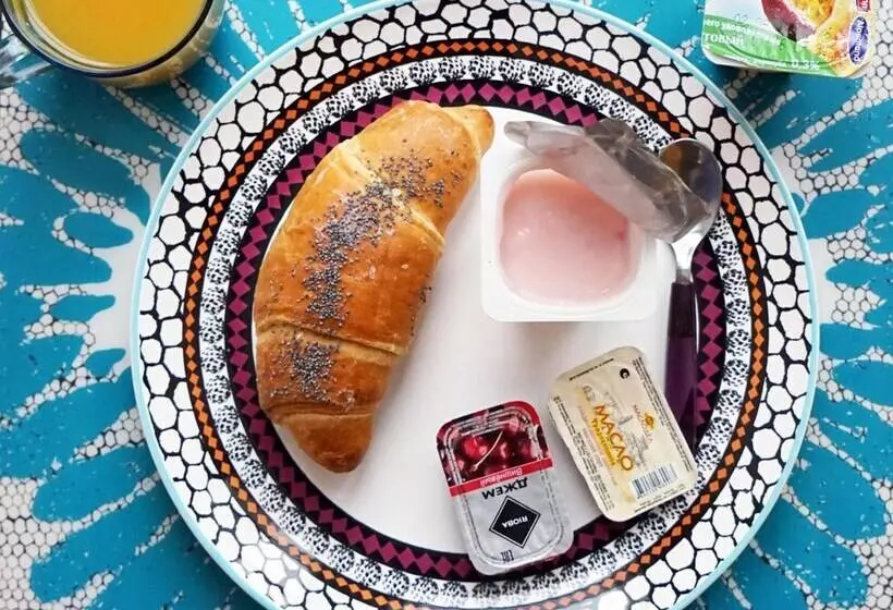 Saracen Hostel On Bolshaya Krasnaya