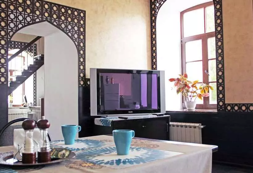 Saracen Hostel On Bolshaya Krasnaya