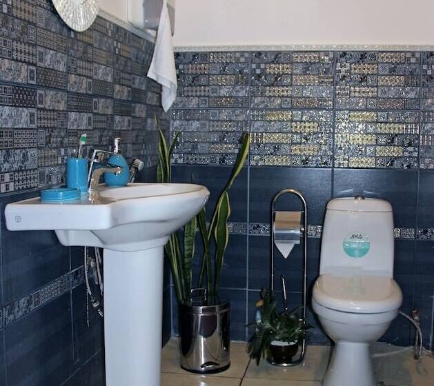 Saracen Hostel On Bolshaya Krasnaya