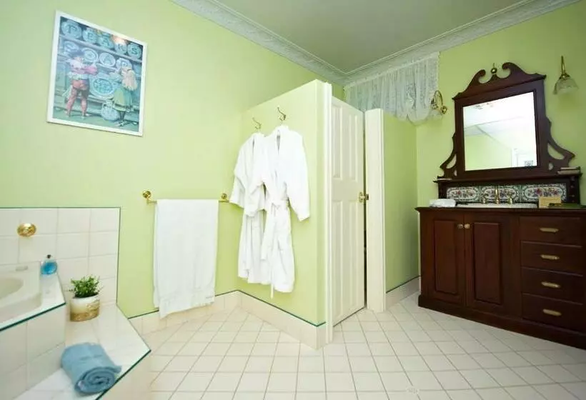 مبيت وإفطار Blackwood Inn Innkeepers House