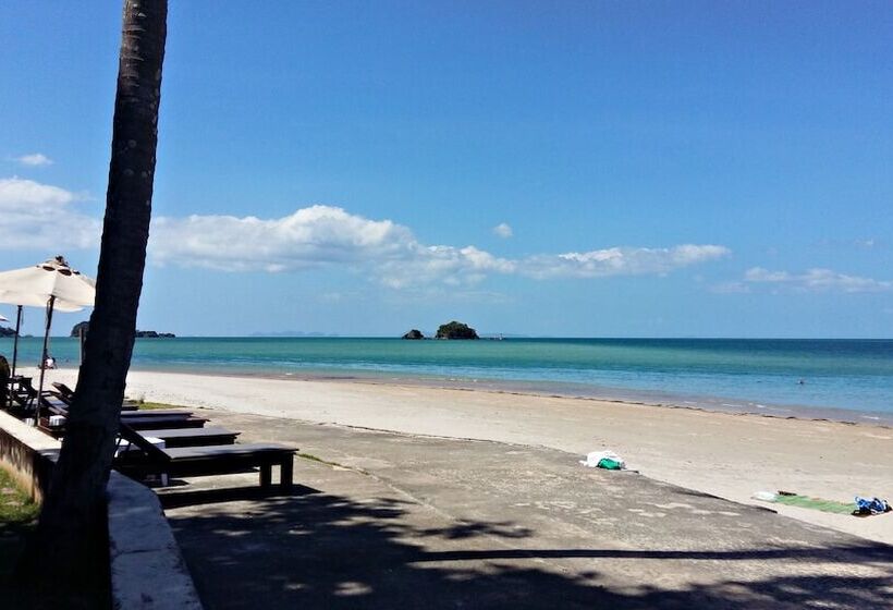 Отель Aloha Lanta