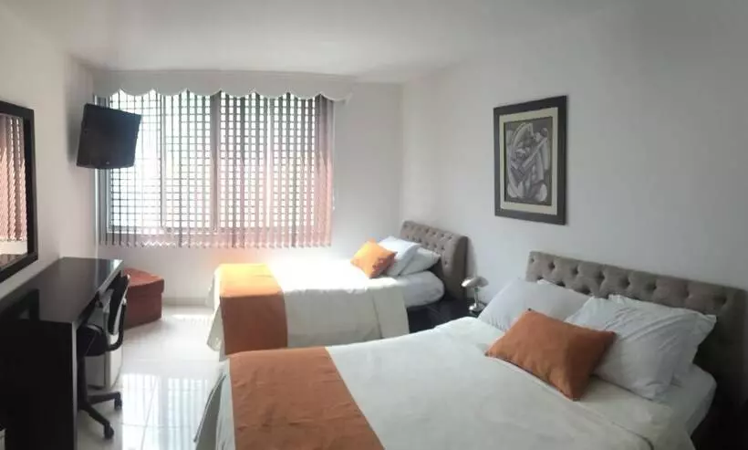 בית מלון כפרי Cafe Cafe Avenida