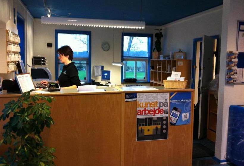 בית מלון כפרי Danhostel Køge