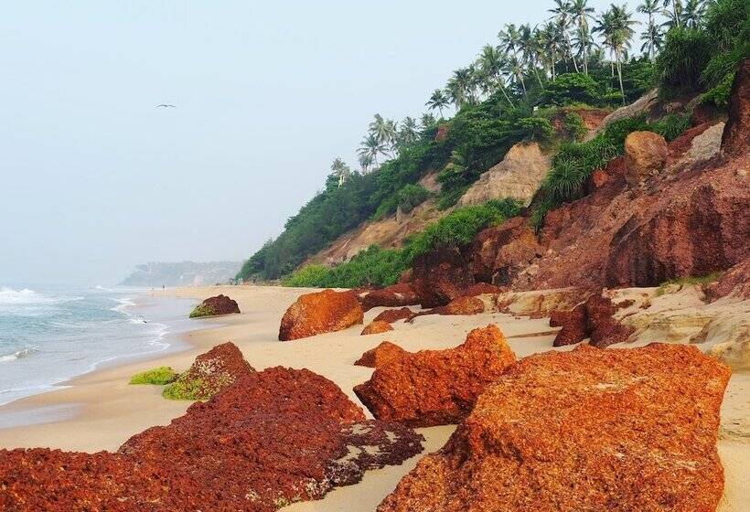 ホテル Eden Garden Ayurvedic Health Retreat