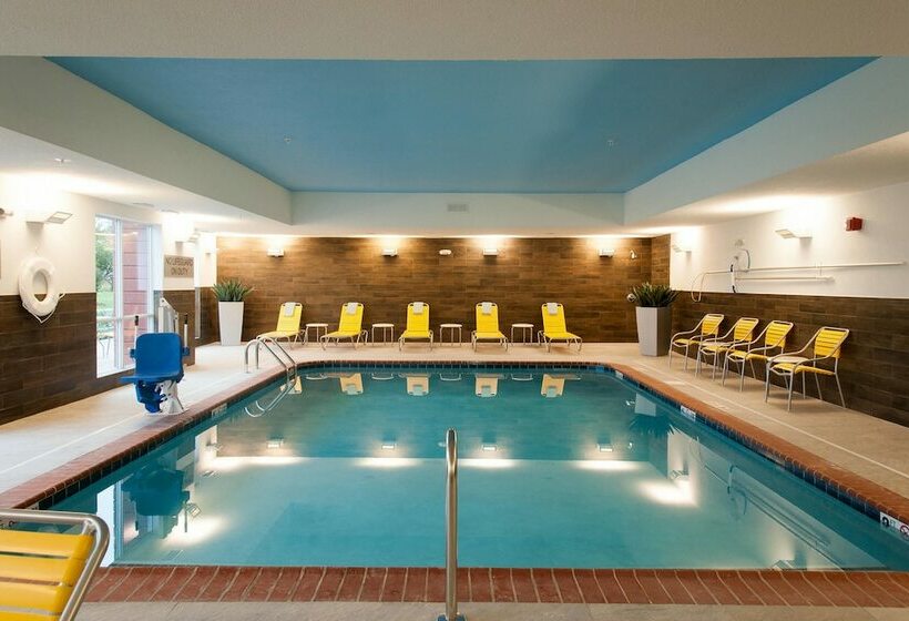 בית מלון כפרי Fairfield Inn & Suites By Marriott Enterprise