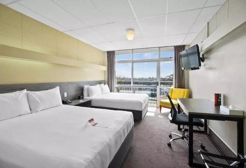 Heartland Ambassador Hotel Hamilton