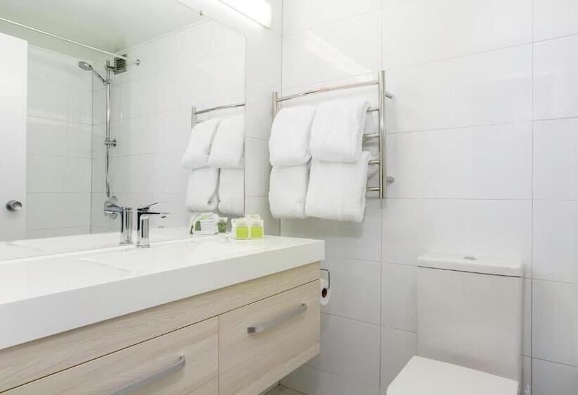 Heartland Ambassador Hotel Hamilton