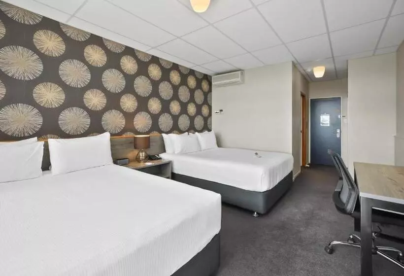 Heartland Ambassador Hotel Hamilton