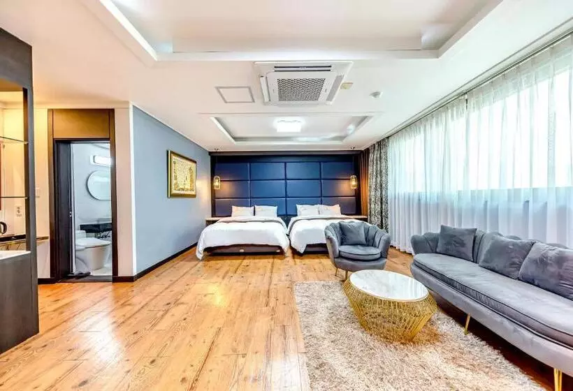 בית מלון כפרי Hs Tourist