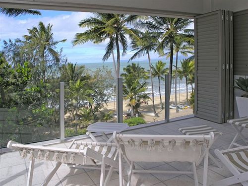 ホテル Island Views Beachfront Apartments