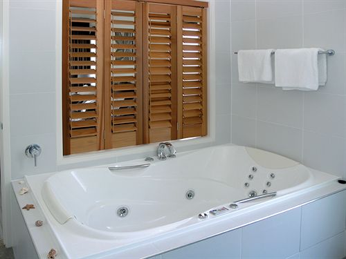 ホテル Island Views Beachfront Apartments