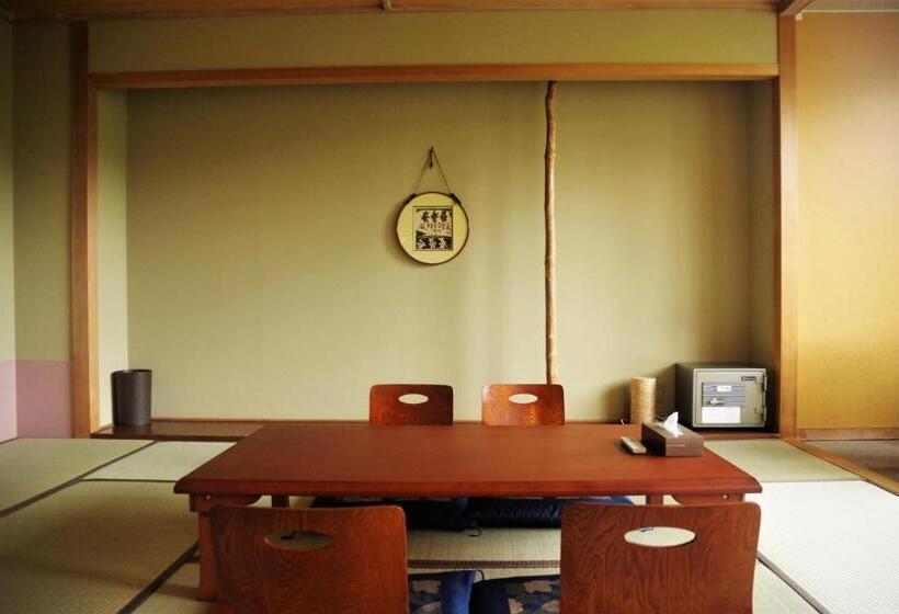 Otel K S House Hokkaido  Asahidake Onsen Hostel